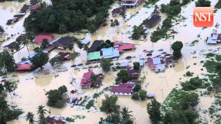 Aerial view of Kuantan flood [upl. by Amsirac]