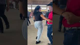 Gonzalo bailando con su hija en TX youtubeshortsvideo baile 956valley dancemusic lapulga [upl. by Cristiano721]