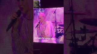 Bukan Cinta Biasa Live Konsert Cinta Di Awan DS Siti Nurhaliza DAY 2 [upl. by Llednahc]