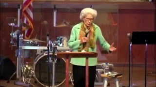 Sis Vesta Mangun Preaching quotWhat Prayer Can Doquot  Apostolic Torch Conference 2014 [upl. by Beaufert]