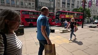 Harmonie London Singing in Oxford Street London [upl. by Trill]