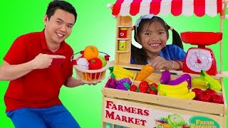 Wendy Pretend Play with Farmers Market Food Stand Toy Selling Fruits amp Veggies [upl. by Latt661]