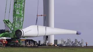 Watch how a wind turbine is installed  Time lapse camera footage [upl. by Cannice119]