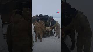 Rescataron a un peón rural que había quedado atrapado en la nieve [upl. by Jarad]