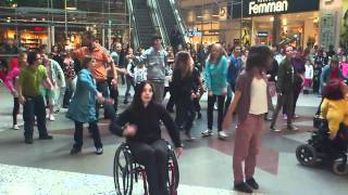 Flashmob Nordstan 17 maj  Share Music Sweden [upl. by Irvin]