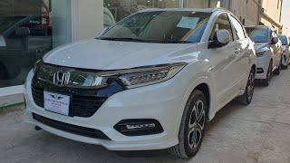 Honda Vezel Hybrid In depth Review  Specs amp Price [upl. by Hera115]