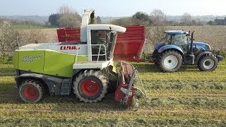 LA SAISON REPART  ENSILAGE DHERBE  ETA COZANNET [upl. by Yelac]