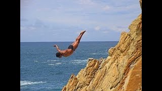 ACAPULCO MEXICO  THE CLIFF DIVERS OF LA QUEBRADA [upl. by Wilhelmine596]