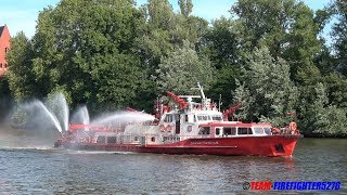 Tag der Sicherheit Feuerlöschboot Frankfurt in Action [upl. by Laise717]