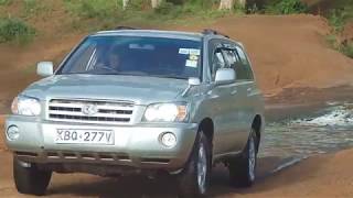 Toyota Kluger 24 review [upl. by Crawley]