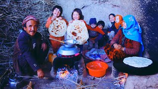 Afghanistan Village Food✨ Delicious Vegetable Cooking In The Cave [upl. by Lyndsay742]