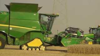 JD S690i vs T560 vs NH CX880 im Weizen 915 ShivaTour 2012uncut [upl. by Joella]