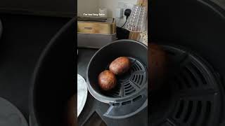 Cheesy Beans Jacket Potatoes in the Airfryer Recipe [upl. by Keeryt]