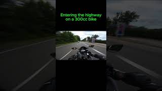 Entering the highway on a 300cc bike motorcycle bikelife zx10r yamaha yamahar1 [upl. by Magnolia462]