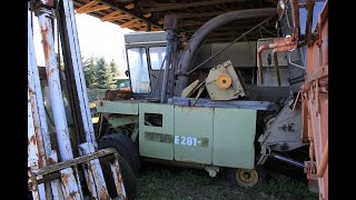 Häckseln und verladen von Mais mit dem Fortschritt E 281  East German agricultural machines [upl. by Uzziel488]