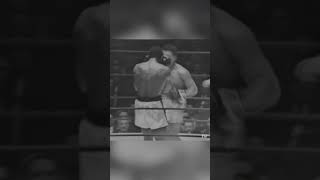 muhmmadalis legendary moment 🐐 boxing heavyweightboxing [upl. by Adah]