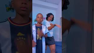 Made mum dance 🤣🤣 kidsgamegameforkids [upl. by Alenoel]