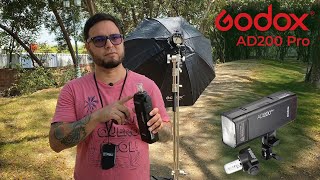 Review de Godox AD200Pro con accesorios Ideal para trabajo en exteriores  Por Gabriel Buenaño [upl. by Irpak]