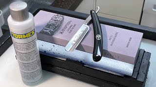 Straight Razor Sharpening with Shapton Pro 30000 [upl. by Maggi]