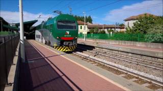 TAF  Arrivo e partenza dei treni per CanzoAsso e Milano Cadorna nella stazione di Mariano Comense [upl. by Bilbe]