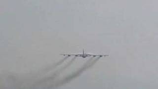 B52 High speed fly by [upl. by Elspeth]