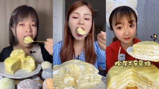 Crepe cake Durian  subtitled asmr chinese kwai mukbang eating show [upl. by Nillek]