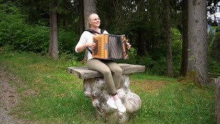 Franziska Pauli  Kufsteinlied Steirische Harmonika [upl. by Einberger65]