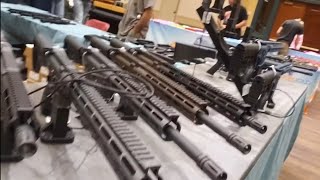 FEIRA de armas prenderam um já [upl. by Hcra]