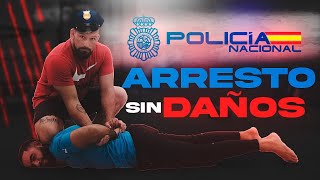 LOS POLICÍAS NECESITAN VER ESTE VIDEO KRAV MAGA [upl. by Korey]