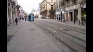 Straßenbahn ohne Oberleitung in Reims  Frankreich [upl. by Somar18]