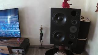 Review Dynaudio M3  Processor Lake LM26  Amp Powersoft M28Q [upl. by Irrahs]