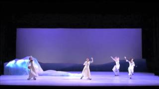 Compagnie Philippe Genty  Ne moublie pas  Festival Vaison Danses 2014 [upl. by Ahtan310]