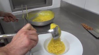 Come Fare la Pasta alla Carbonara  Ricette Cucina  Tutorial [upl. by Deming151]