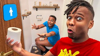 LES PIRES MOMENTS QUAND TU VAS AUX TOILETTES 😭  Les Parodie Bros [upl. by Olaf735]