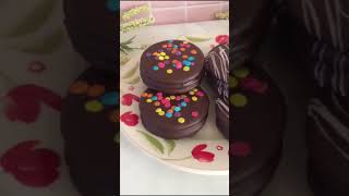 ALFAJORES FALSOS  3 INGREDIENTES  SIN HORNO shorts shortvideo short shortsvideo [upl. by Eanrahc]