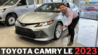 NUEVO TOYOTA CAMRY LE 2023  UN SEDAN QUE NUNCA PASA DE MODA [upl. by Aurelius416]