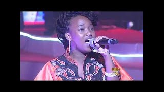 Prestation de Aicha Koné Sen Petit Gallé 2016 Prime 7 [upl. by Yenohtna]