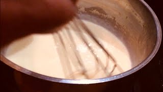 Recette Sauce Béchamel [upl. by Bandler]