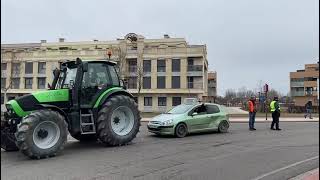 Tractorada Salamanca Retenciones en Santa Marta de Tormes [upl. by Milissent]