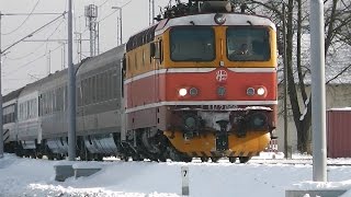 HŽ vlakovi u Sesvetskom Kraljevcu po snijegu Trains in snow CROATIAN RAILWAYS 2015 [upl. by Neda420]