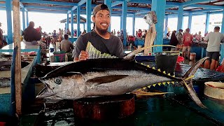 Live 04 Nov 24🔥🔪🔥 yellowfin tuna cutting skills di Pasar Ikan Jembatan Puri Kota Sorong Papua [upl. by Kcira612]