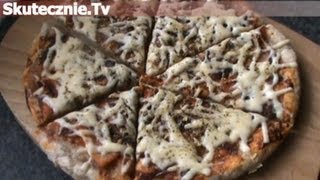 Pizza z patelni  SkutecznieTv HD [upl. by Enileqcaj378]