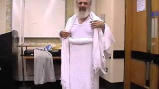 How to Wear Ihram  2 [upl. by Adnaral728]