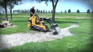 S725TX Mini Skid Steer  Vermeer Tree Care Equipment [upl. by Bruell]