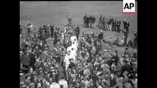 BRADMANS WONDERFUL INNINGS  3RD TEST MATCH AT LEEDS  SOUND [upl. by Ellennod]