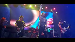 Bon Jovi Cover Brasil  Living on a Prayer Hard Rock Cafe [upl. by Fauch]