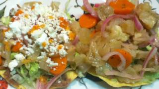 RECETA DE TOSTADAS DE PATA DE RESCOMO PREPARAR PATA DE RES CRUDA PARA TOSTADAS [upl. by Ellerehs]