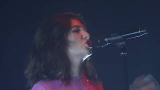 Lorde  Royals  Live In Paris 2017 [upl. by Jeddy]