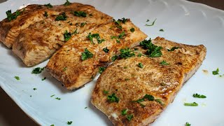 Easy Pan Seared Salmon Recipe Recet e Leht e Salmonit Ne Tigan [upl. by Wobniar]