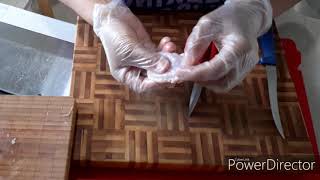 Easy steps to debone a chicken wings [upl. by Lesya]